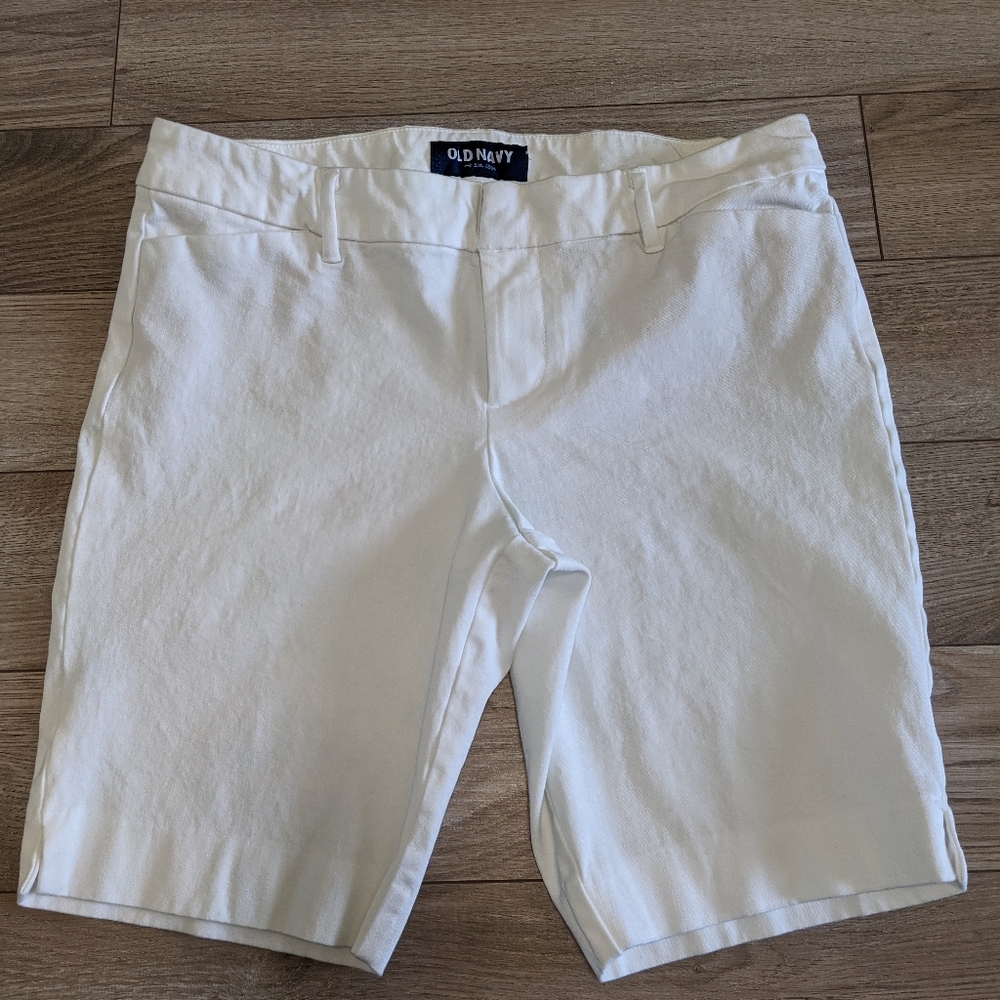 OLD NAVY Stretch Short
